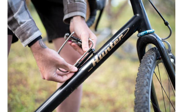 Knog Scout Kerékpár Riasztó és Nyomkövető