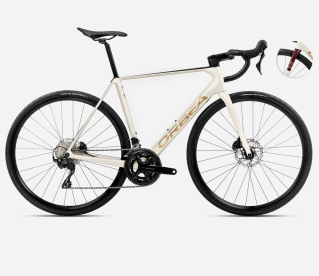 Orbea Orca M30i Országúti Kerékpár 2025 Ivory White-Burgundy (Gloss)-Vulcano (Matt) - fehér
