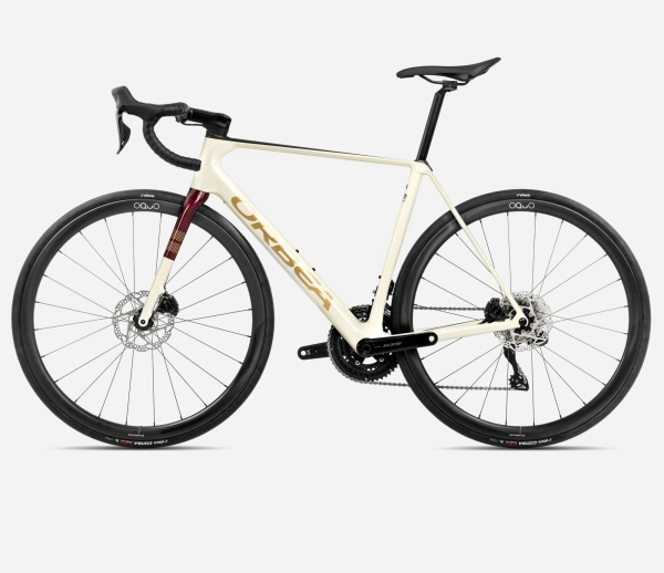 Orbea Orca M35i Országúti Kerékpár 2025 Ivory White-Burgundy (Gloss)-Vulcano (Matt) - fehér