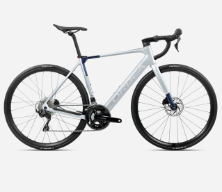 Orbea Gain M30 353 Wh Elektromos Endurance Országúti Kerékpár 2025 Halo Silver (Matt) - Blue Carbon View (Gloss) - ezüst