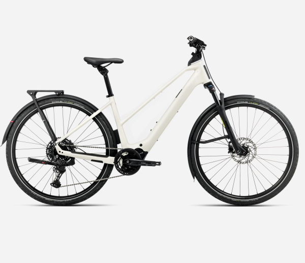Orbea Kemen Tour 20 MID 28" 630 Wh Elektromos Trekking Kerékpár - 2025 Ivory White (Gloss) - fehér