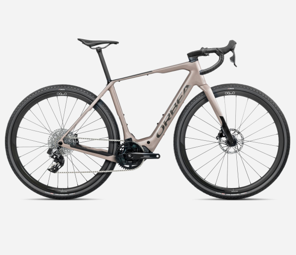 Orbea Denna M31e 420 Wh Elektromos Gravel Kerékpár 2025 Nickel Matt - Carbon Raw Gloss - carbon