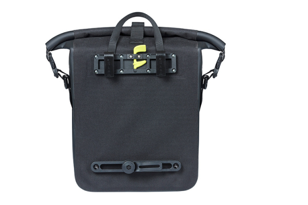 Basil Navigator Waterproof Single Bag M Hook ON Kerékpár Túratáska - fekete