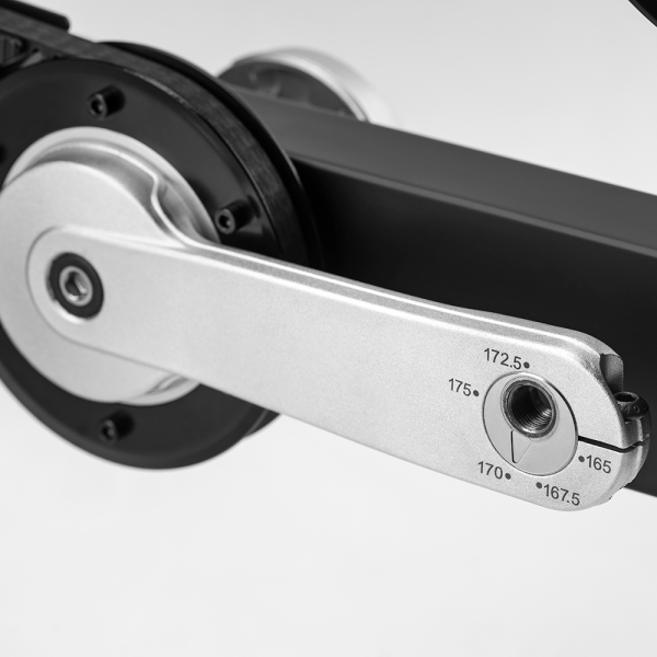 Elite Square Okos Kerékpár Smart Direto/Suito/Justo Kerékpáros Edzőgörgőkhöz és Rizer Kormányhoz Edzőgörgő nélkül