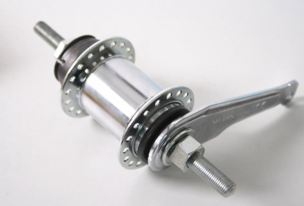 Shimano CB-E110 10x109 mm Kontrás Hátsó Agy - ezüst