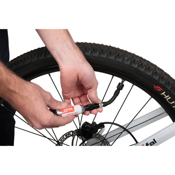 Zefal Co2 EZ Control FC Menetes Patronos Kerékpár Pumpa 16G Patronnal