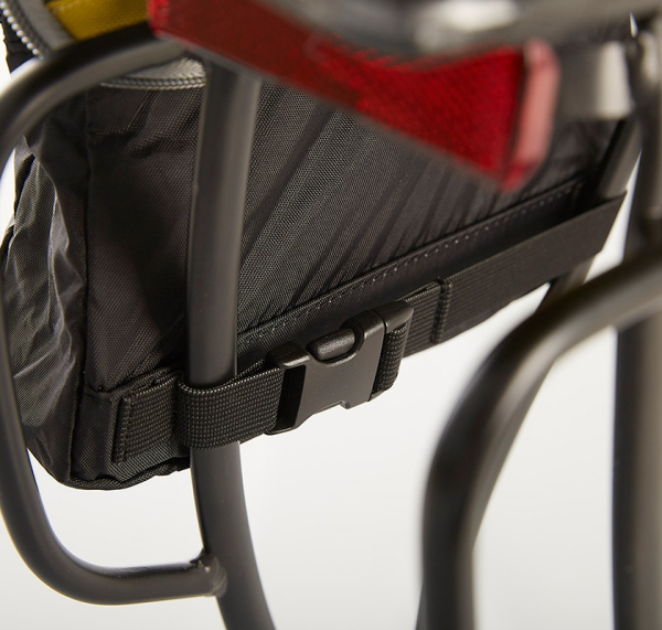 Racktime Talis Plus Trunk 2.0 Bővíthető Kerékpár Túratáska - fekete