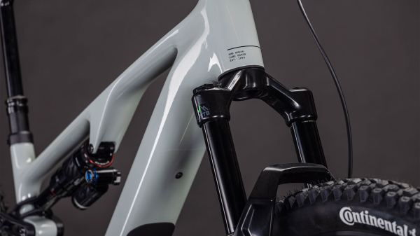 Cube AMS Hybrid ONE44 C:62 Race 400X reedbeige´n´black 29" 2027 Elektromos Fully Mountain Bike Kerékpár - szürke
