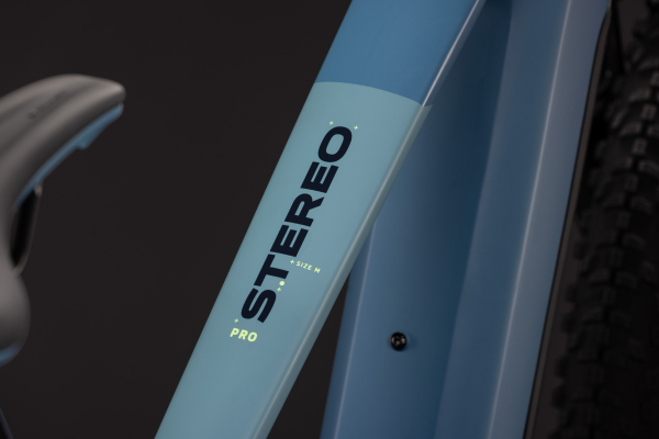 Cube Stereo Hybrid ONE22 Pro 800 bluesapphire´n´blue 29" 2027 Elektromos Fully Mountain Bike Kerékpár - világoskék