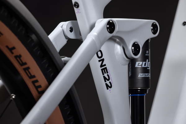 Cube Stereo Hybrid ONE22 Pro 800 FE foggrey´n´sparklerose 29" 2027 Elektromos Fully Mountain Bike Kerékpár - fehér