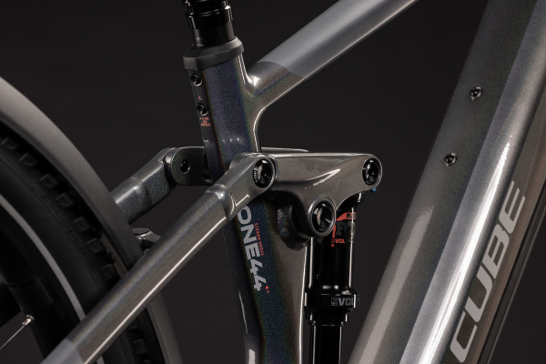 Cube Stereo Hybrid ONE44 SLX 800 FE prismasilver´n´grey 29" 2027 Elektromos Fully Mountain Bike Kerékpár - szürke