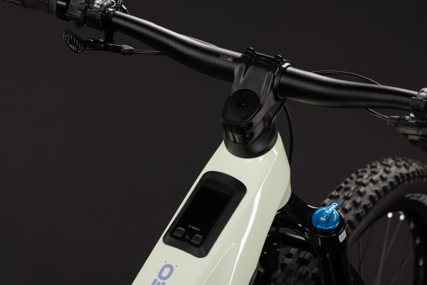 Cube Stereo Hybrid ONE44 HPC Race 800 mellowyellow´n´lilac 27,5" 2027 Elektromos Fully Mountain Bike Kerékpár - fehér