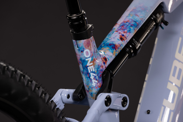 Cube Stereo Hybrid ONE44 HPC SLX Evo 800 artline 29" 2027 Elektromos Fully Mountain Bike Kerékpár - lila
