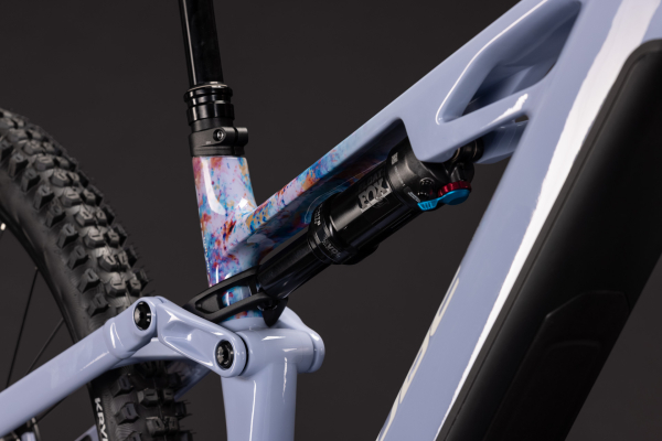 Cube Stereo Hybrid ONE44 HPC SLX Evo 800 artline 27,5" 2027 Elektromos Fully Mountain Bike Kerékpár - lila