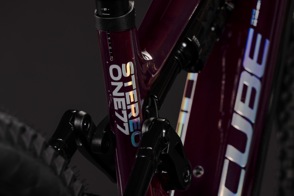 Cube Stereo Hybrid ONE77 HPC SLX 800 liquidred´n´black 29"/27,5" 2027 Elektromos Fully Mountain Bike Kerékpár - bordó