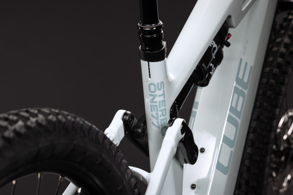 Cube Stereo Hybrid ONE77 HPC SLX 800 hintofmint´n´orange 29"/27,5" 2027 Elektromos Fully Mountain Bike Kerékpár - fehér