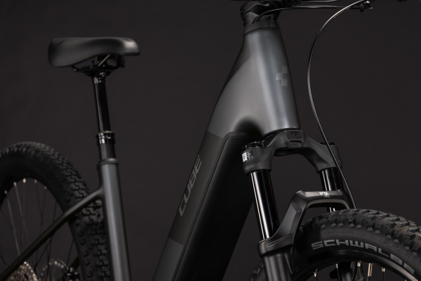 Cube Reaction Hybrid Race 800 slabgrey´n´chrome 27,5" 2027 Elektromos Hardtail Mountain Bike Easy Entry Kerékpár - szürke