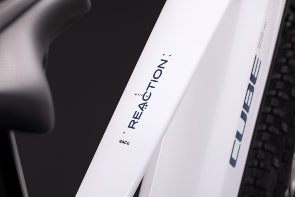 Cube Reaction Hybrid Race 800 snow´n´black 29" 2027 Elektromos Hardtail Mountain Bike Kerékpár - fehér