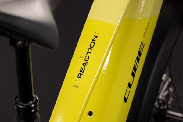 Cube Reaction Hybrid Race 800 FE bananasplit´n´black 29" 2027 Elektromos Hardtail Mountain Bike Trapeze Kerékpár - sárga