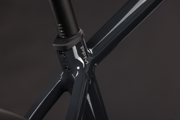 Cube Nuride Hybrid Performance 720 shadowgrey´n´grey 28" 2027 Elektromos Offroad Cross Trekking Kerékpár - sötétszürke