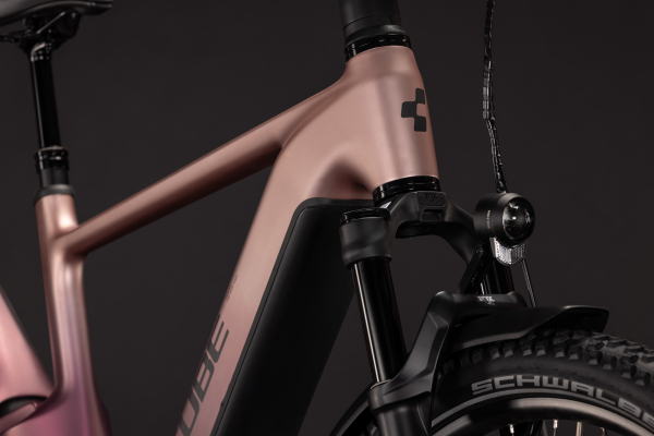 Cube Nuride Hybrid ONE11 HPC SLX 800 mauve´n´black 28" 2027 Elektromos Offroad Cross Trekking Kerékpár - lila