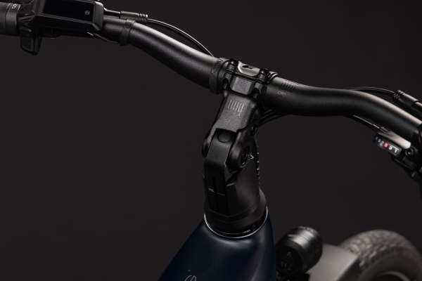 Cube Touring Hybrid ONE 600  grey´n´coolgrey 28" 2027 Elektromos Onroad Trekking Trapeze Kerékpár - sötétszürke