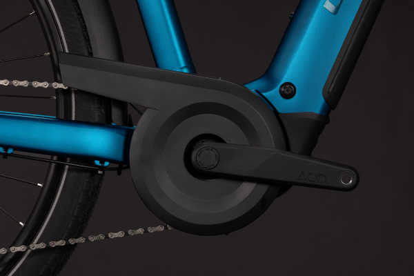 Cube Touring Hybrid Pro 800 electricblue´n´prizm 28" 2027 Elektromos Onroad Trekking Trapeze Kerékpár - sötétkék