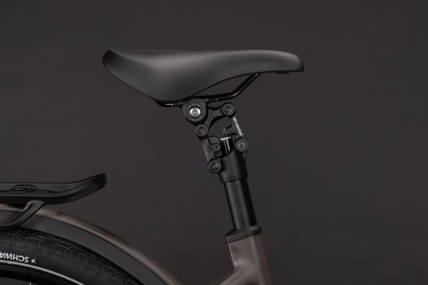 Cube Kathmandu Hybrid ONE 800 cedar´n´chrome 28" 2027 Elektromos Onroad Trekking Easy Entry Kerékpár - barna