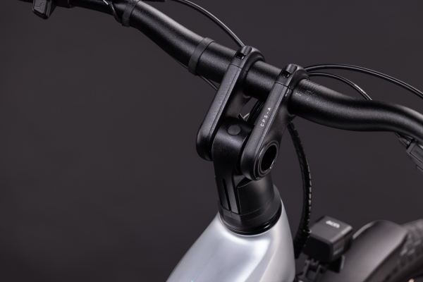 Cube Kathmandu Hybrid ONE 800 silverstar´n´reflex 28" 2027 Elektromos Onroad Trekking Trapeze Kerékpár - szürke
