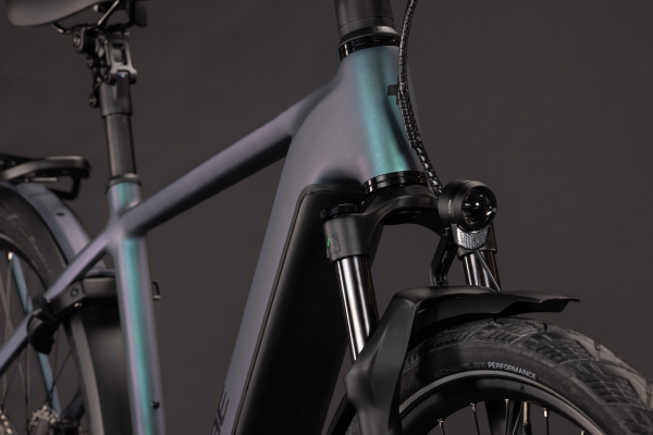 Cube Kathmandu Hybrid Pro 800 smaragdgrey´n´black 28" 2027 Elektromos Onroad Trekking Kerékpár - világoskék