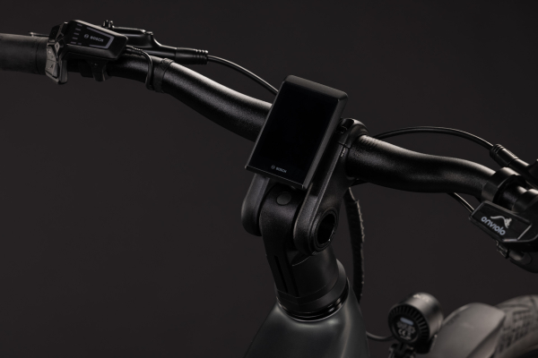 Cube Kathmandu Hybrid Deluxe Pro 800 blackforest´n´chrome 28" 2027 Elektromos Onroad Trekking Trapeze Kerékpár - fekete