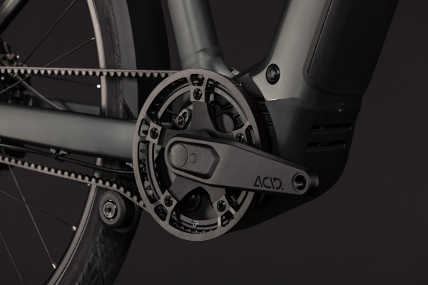 Cube Kathmandu Hybrid Deluxe Pro 800 blackforest´n´chrome 28" 2027 Elektromos Onroad Trekking Trapeze Kerékpár - fekete