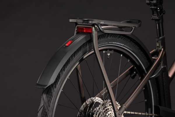 Cube Kathmandu Hybrid EXC 800 stellar´n´chrome 28" 2027 Elektromos Onroad Trekking Trapeze Kerékpár - sötétszürke