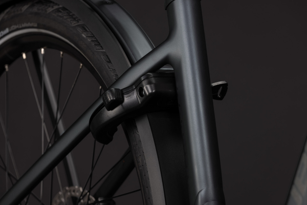 Cube Kathmandu Hybrid Deluxe EXC 800 stealthgrey´n´grey 28" 2027 Elektromos Onroad Trekking Easy Entry Kerékpár - sötétszürke
