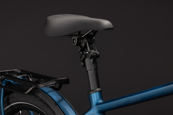 Cube Kathmandu Hybrid SLX 800 nebula´n´prizm 28" 2027 Elektromos Onroad Trekking Kerékpár - sötétkék