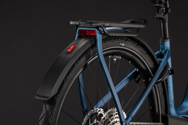 Cube Kathmandu Hybrid SLX 800 nebula´n´prizm 28" 2027 Elektromos Onroad Trekking Easy Entry Kerékpár - sötétkék