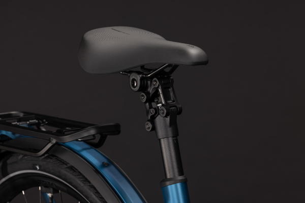 Cube Kathmandu Hybrid SLX 800 nebula´n´prizm 28" 2027 Elektromos Onroad Trekking Easy Entry Kerékpár - sötétkék
