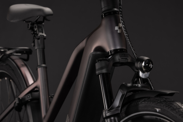 Cube Kathmandu Hybrid SLT 800 mysticgraphite´n´reflex 28" 2027 Elektromos Onroad Trekking Trapeze Kerékpár - sötétkék