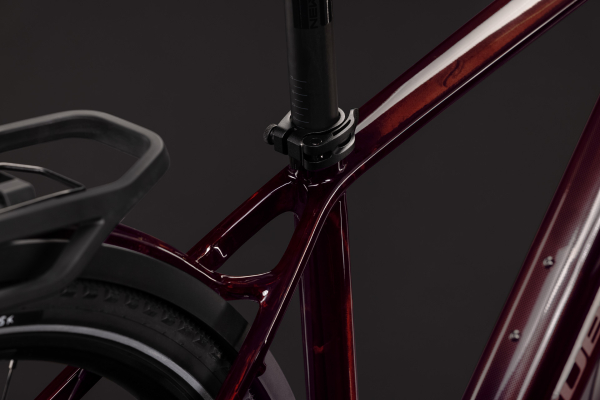 Cube Kathmandu Hybrid C:62 SLX 400X liquidred´n´red 28" 2027 Elektromos Onroad Trekking Kerékpár - bordó