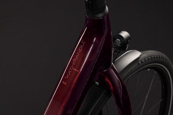 Cube Kathmandu Hybrid C:62 SLX 400X liquidred´n´red 28" 2027 Elektromos Onroad Trekking Easy Entry Kerékpár - bordó