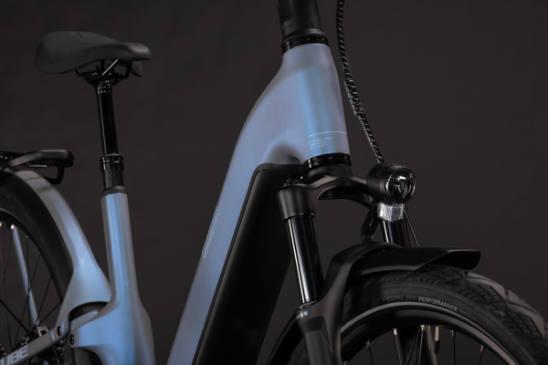 Cube Kathmandu Hybrid ONE11 HPC Pro 800 hazeblue´n´blue 28" 2027 Elektromos Offroad Cross Trekking Easy Entry Kerékpár - világoskék