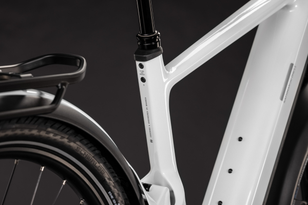 Cube Kathmandu Hybrid ONE11 HPC SLX 800 metallicwhite´n´prizm 28" 2027 Elektromos Offroad Cross Trekking Kerékpár - fehér