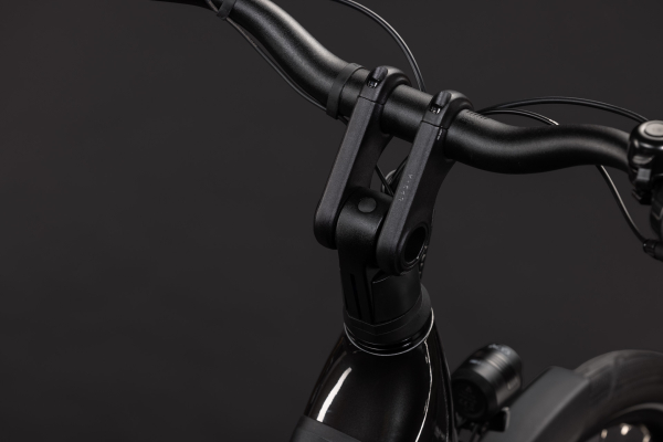 Cube Supreme Hybrid Comfort ONE 600 gunmetal´n´reflex 28" 2027 Elektromos Onroad Trekking Easy Entry Kerékpár - fekete