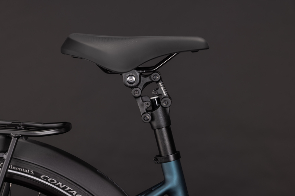 Cube Supreme RT Hybrid Comfort EX 600 royalgreen´n´black 28" 2027 Elektromos Onroad Trekking Easy Entry Kerékpár - sötétkék