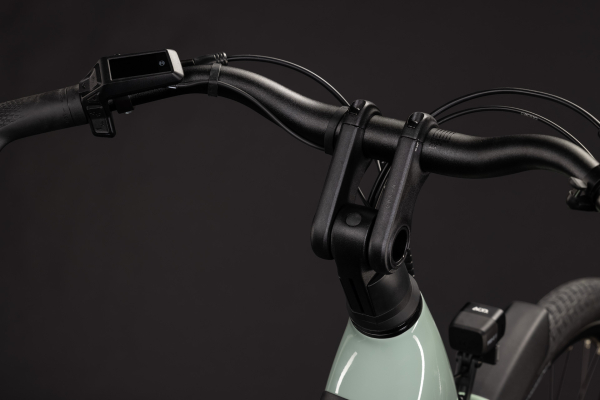 Cube Supreme Hybrid Deluxe ONE 600 aloegreen´n´reflex 28" 2027 Elektromos Onroad Trekking Easy Entry Kerékpár - világoszöld