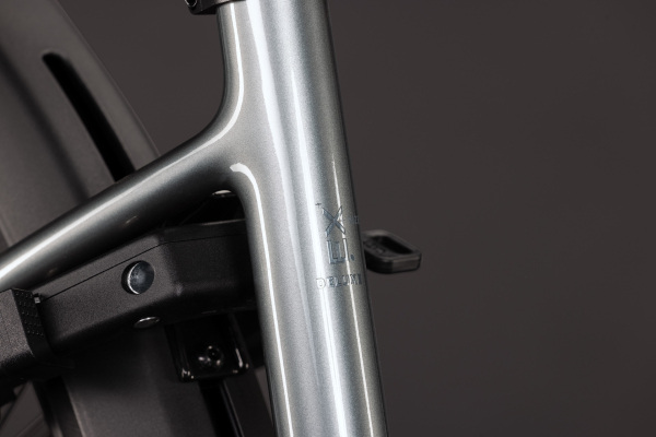 Cube Supreme RT Hybrid Deluxe EX 600 quicksilver´n´grey 28" 2027 Elektromos Onroad Trekking Easy Entry Kerékpár - ezüst