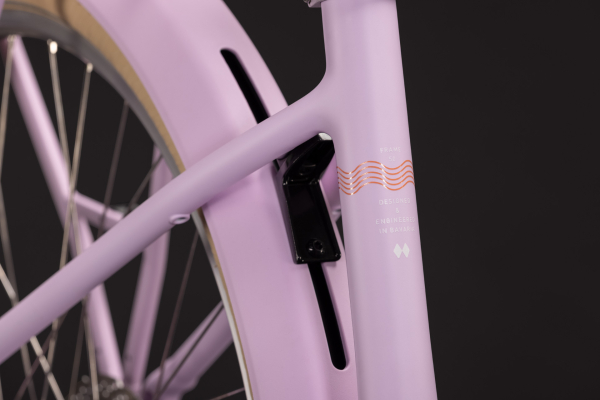Cube Aruba Hybrid 600 cottoncandy´n´creme 28" 2027 Elektromos Onroad Trekking Easy Entry Kerékpár - lila