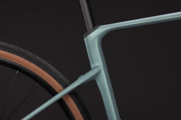 Cube Nulane Hybrid C:62 Race 400X seagrey´n´black 28" 2027 Elektromos Gravel Kerékpár - szürke