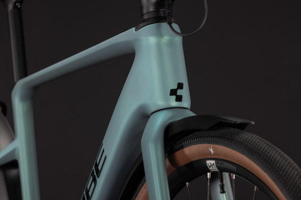 Cube Nulane Hybrid C:62 Race 400X FE seagrey´n´black 28" 2027 Elektromos Gravel Kerékpár - szürke
