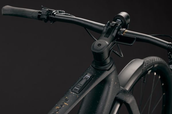Cube Nulane Hybrid C:62 SLX 400X FE mineralblack´n´orange 28" 2027 Elektromos Gravel Kerékpár - fekete